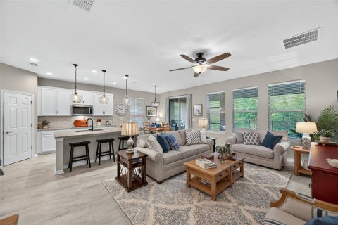 Casa en venta en Wesley Chapel, Florida, 4 dormitorios, 214.7 m2 № 1910570 - foto 13