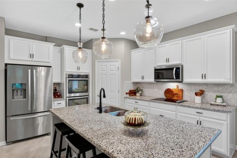 Casa en venta en Wesley Chapel, Florida, 4 dormitorios, 214.7 m2 № 1910570 - foto 18