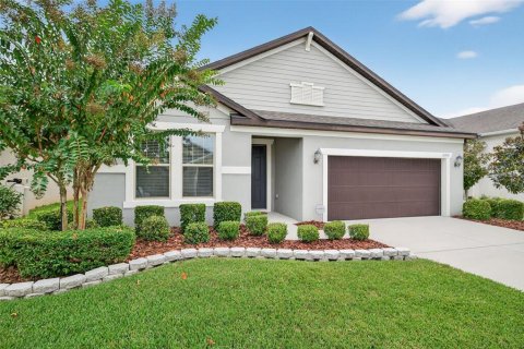 Casa en venta en Wesley Chapel, Florida, 4 dormitorios, 214.7 m2 № 1910570 - foto 2