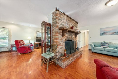 Купить виллу или дом в Бруксвилл, Флорида 4 комнаты, 149.11м2, № 2226884 - фото 8