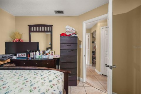 Villa ou maison à vendre à Kissimmee, Floride: 4 chambres, 179.3 m2 № 2227219 - photo 22