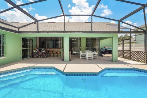Villa ou maison à vendre à Kissimmee, Floride: 4 chambres, 179.3 m2 № 2227219 - photo 29