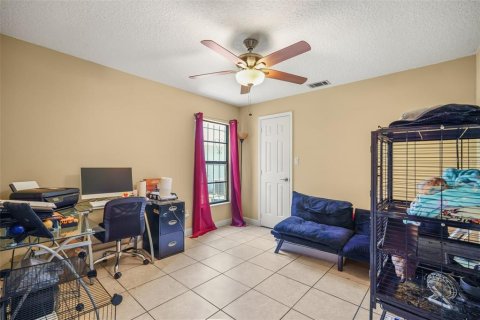 Villa ou maison à vendre à Kissimmee, Floride: 4 chambres, 179.3 m2 № 2227219 - photo 18