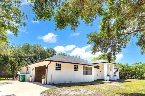 House in Southwest Ranches, Florida 4 bedrooms, 228.54 sq.m. № 1862148 - photo 4