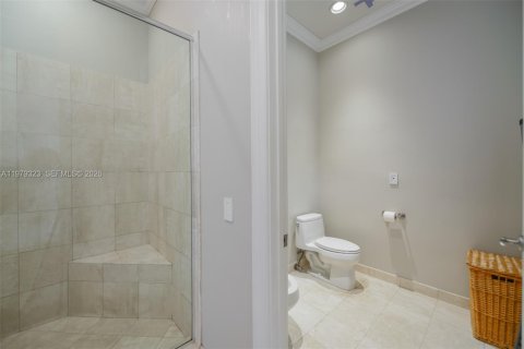 Купить виллу или дом в Холливуд, Флорида 4 спальни, 247.12м2, № 2046321 - фото 22