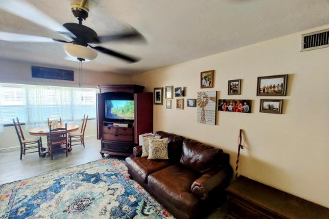 Copropriété à vendre à St. Lucie, Floride: 2 chambres, 101.17 m2 № 2190143 - photo 10
