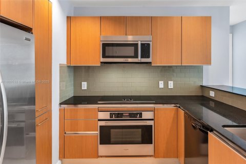 Condominio en venta en Miami, Florida, 2 dormitorios, 101.08 m2 № 1934680 - foto 9