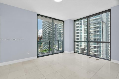Condominio en venta en Miami, Florida, 2 dormitorios, 101.08 m2 № 1934680 - foto 2