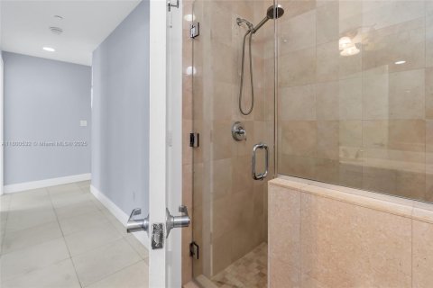 Condominio en venta en Miami, Florida, 2 dormitorios, 101.08 m2 № 1934680 - foto 26
