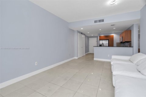 Condominio en venta en Miami, Florida, 2 dormitorios, 101.08 m2 № 1934680 - foto 23