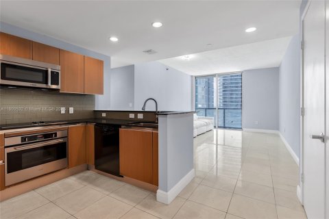 Condominio en venta en Miami, Florida, 2 dormitorios, 101.08 m2 № 1934680 - foto 8