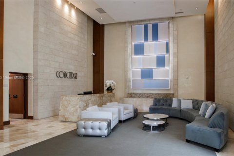 Condo in Miami, Florida, 3 bedrooms  № 2081987 - photo 20