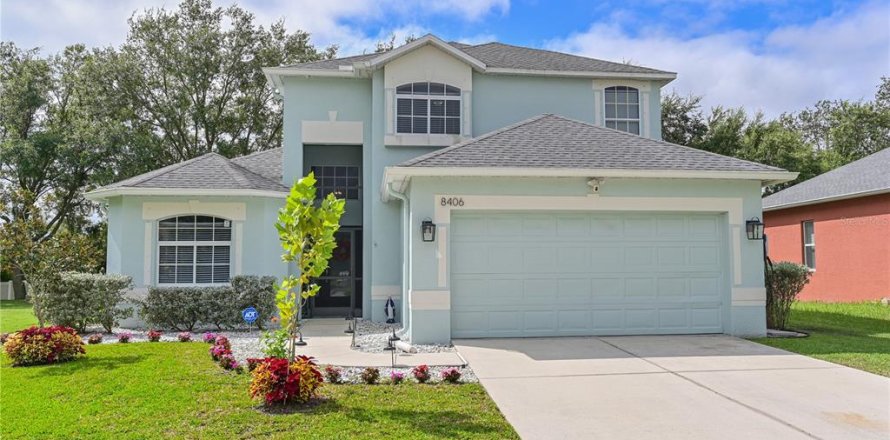 House in Palmetto, Florida 3 bedrooms, 188.96 sq.m. № 2396357
