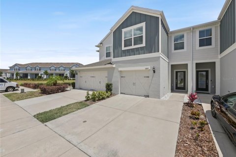 Townhouse in Orlando, Florida 3 bedrooms, 174.75 sq.m. № 2305056