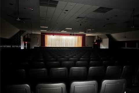 Condo in Sunrise, Florida, 2 bedrooms  № 2043289 - photo 29