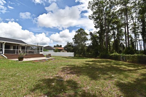 House in Deltona, Florida 3 bedrooms, 153.75 sq.m. № 1900243 - photo 11