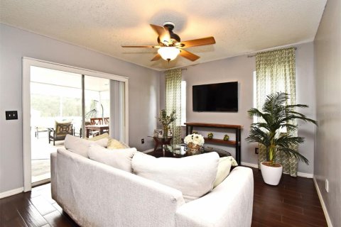 Casa en alquiler en Deltona, Florida, 3 dormitorios, 153.75 m2 № 1900243 - foto 28