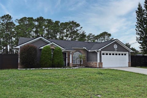 Casa en alquiler en Deltona, Florida, 3 dormitorios, 153.75 m2 № 1900243 - foto 3