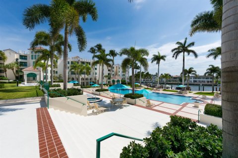 Condo in Boca Raton, Florida, 2 bedrooms № 2251946 - photo 23