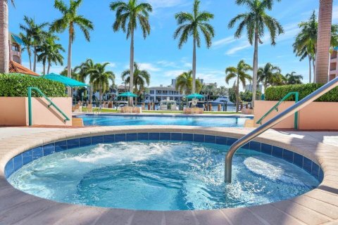 Condo in Boca Raton, Florida, 2 bedrooms № 2251946 - photo 5
