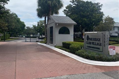 Condo in Sanford, Florida, 2 bedrooms  № 1644688 - photo 3