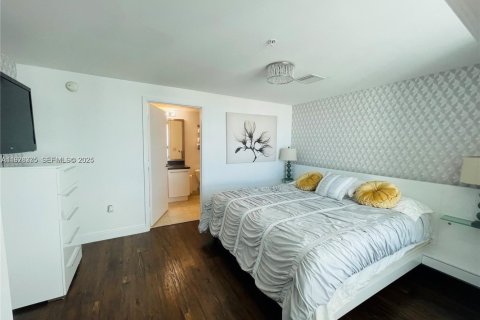 Copropriété à louer à Miami, Floride: 3 chambres, 154.4 m2 № 1986910 - photo 14