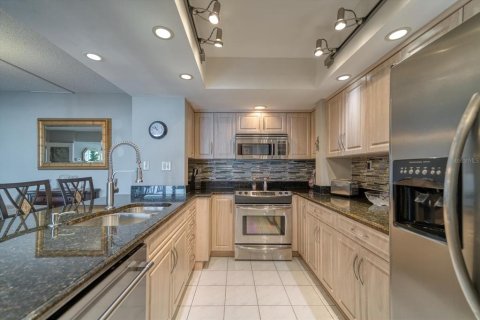 Condominio en alquiler en Clearwater, Florida, 2 dormitorios, 117.43 m2 № 557795 - foto 8