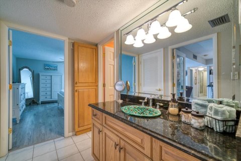 Condominio en alquiler en Clearwater, Florida, 2 dormitorios, 117.43 m2 № 557795 - foto 13