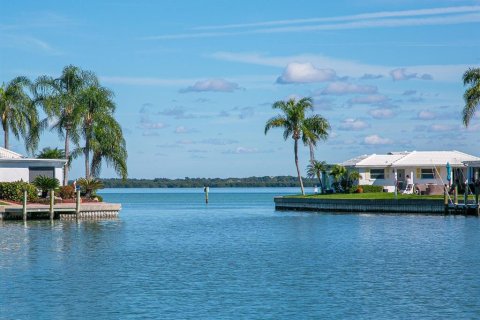 Casa en venta en Longboat Key, Florida, 2 dormitorios, 123.28 m2 № 1917919 - foto 19