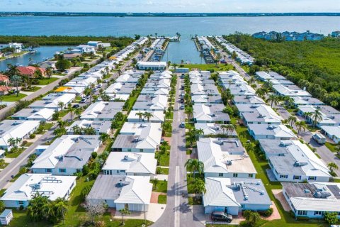 Casa en venta en Longboat Key, Florida, 2 dormitorios, 123.28 m2 № 1917919 - foto 28