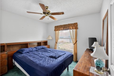 Villa ou maison à vendre à Port St. Lucie, Floride: 3 chambres, 167.97 m2 № 2187614 - photo 19