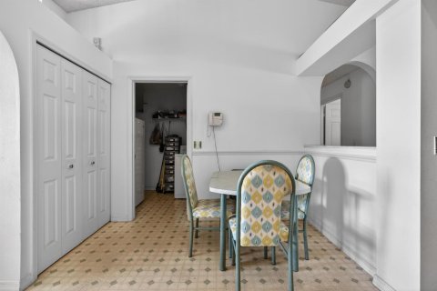 Villa ou maison à vendre à Port St. Lucie, Floride: 3 chambres, 167.97 m2 № 2187614 - photo 8