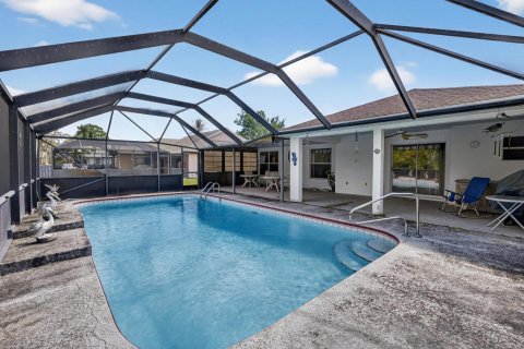 Villa ou maison à vendre à Port St. Lucie, Floride: 3 chambres, 167.97 m2 № 2187614 - photo 3