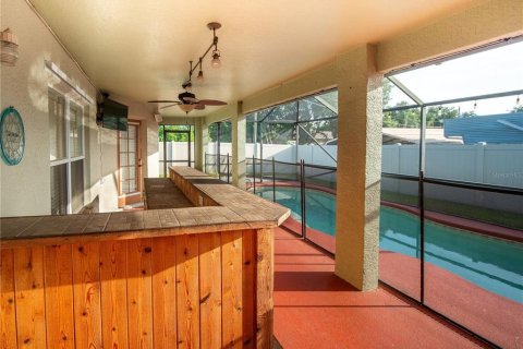 House in Cocoa, Florida 5 bedrooms, 269.23 sq.m. № 1824308 - photo 27