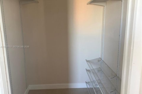 Appartement à louer à Miami, Floride: 1 chambre, 53.42 m2 № 2000187 - photo 7