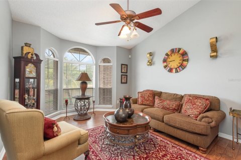 House in Deltona, Florida 4 bedrooms, 243.96 sq.m. № 1148447 - photo 6
