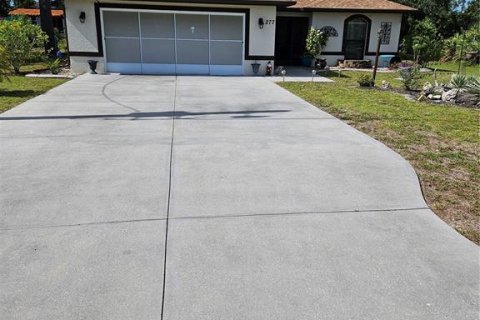 Villa ou maison à Rotonda, Floride 3 chambres, 119.29 m2 № 2104496