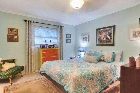 Villa ou maison à vendre à Gulfport, Floride: 4 chambres, 194.17 m2 № 1770000 - photo 23