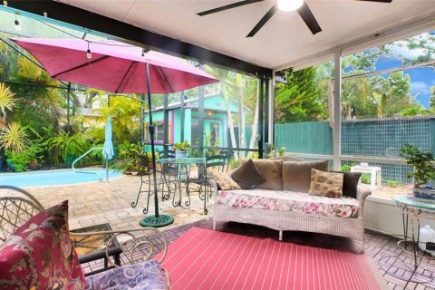 Villa ou maison à vendre à Gulfport, Floride: 4 chambres, 194.17 m2 № 1770000 - photo 26