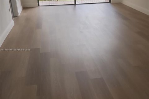 Copropriété à louer à Miami, Floride: 2 chambres, 89 m2 № 2051473 - photo 2