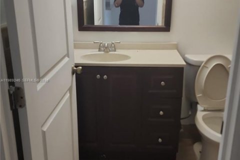 Copropriété à louer à Miami, Floride: 2 chambres, 89 m2 № 2051473 - photo 7