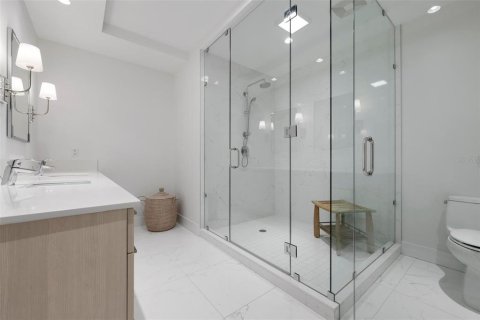 Купить кондоминиум в Сарасота, Флорида 10 комнат, 139.17м2, № 2103624 - фото 28