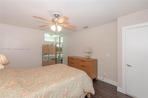 Condo in Coconut Creek, Florida, 2 bedrooms  № 1478183 - photo 17