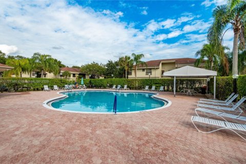 Condo in Coconut Creek, Florida, 2 bedrooms  № 1478183 - photo 27