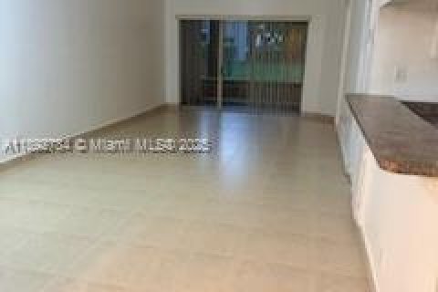 Copropriété à louer à Miami, Floride: 2 chambres, 113.71 m2 № 1945452 - photo 8