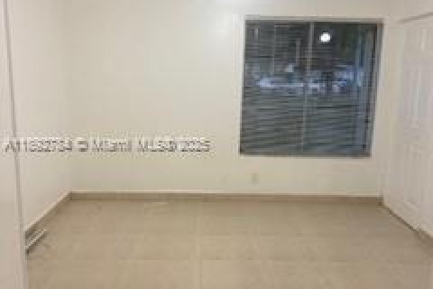 Copropriété à louer à Miami, Floride: 2 chambres, 113.71 m2 № 1945452 - photo 15