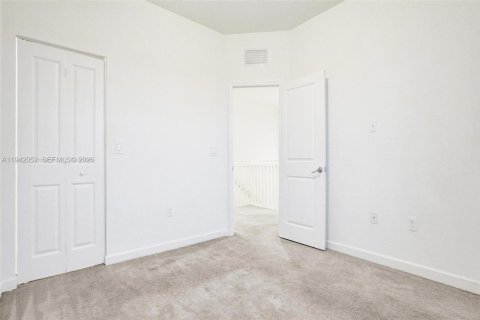 Townhouse in Coral Springs, Florida 3 bedrooms, 172.15 sq.m. № 2000211 - photo 22