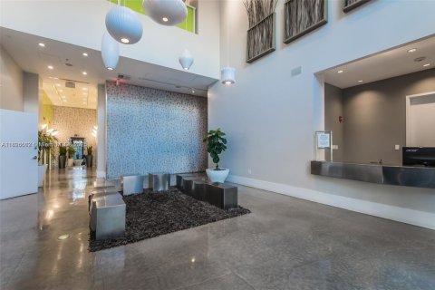 Condominio en alquiler en Miami, Florida, 1 dormitorio, 57.6 m2 № 1797500 - foto 9