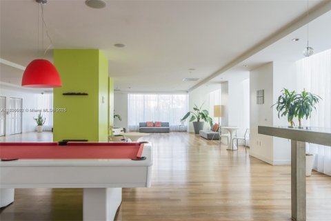 Condominio en alquiler en Miami, Florida, 1 dormitorio, 57.6 m2 № 1797500 - foto 11