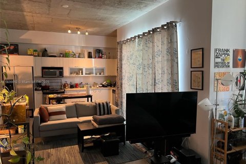 Condominio en alquiler en Miami, Florida, 1 dormitorio, 57.6 m2 № 1797500 - foto 6